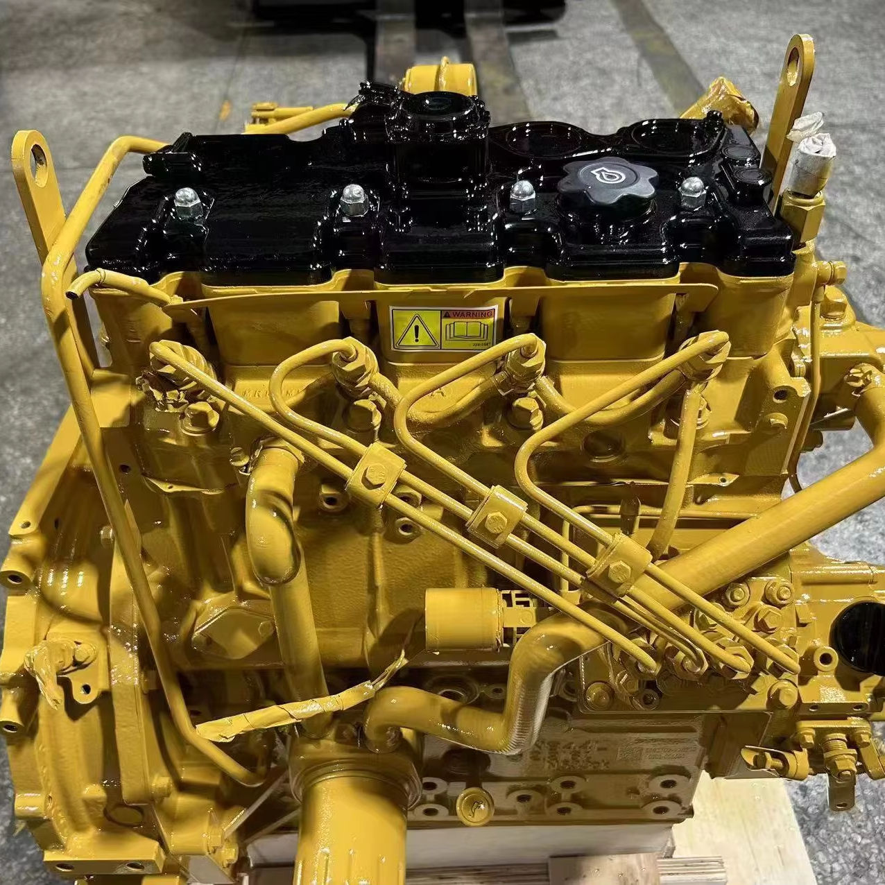 محرك ديزل رباعي الأسطوانات سعة 2.2 لتر