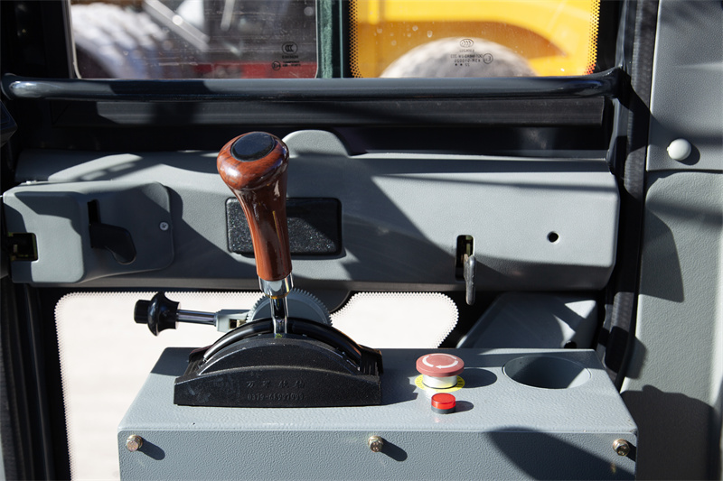 Con lăn trống đơn 10 tấn Con lăn trống đơn 10 tấn