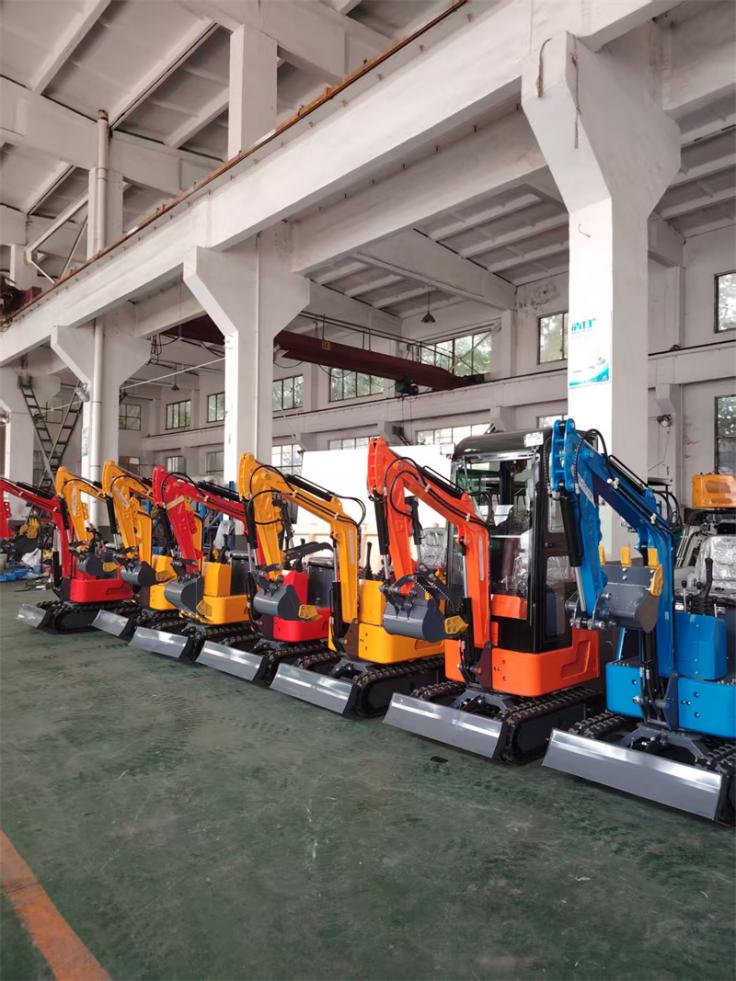 excavator cu șenile mic