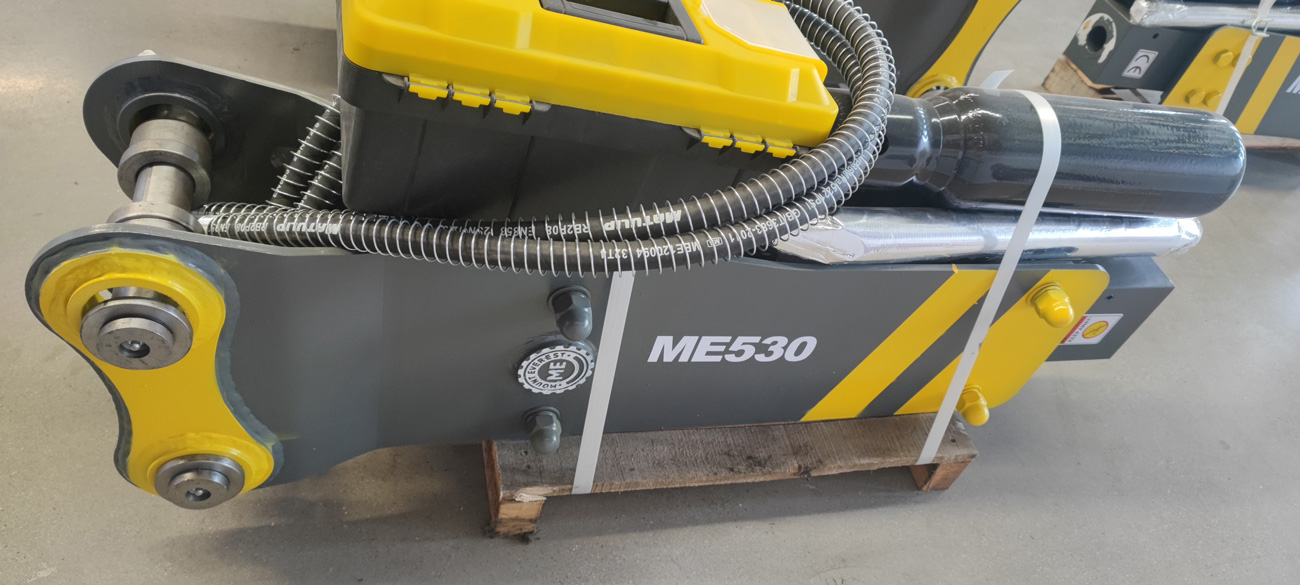 Гідравлічний молот для 5-тонного екскаватора Гідравлічний молот для 5-тонного екскаватора