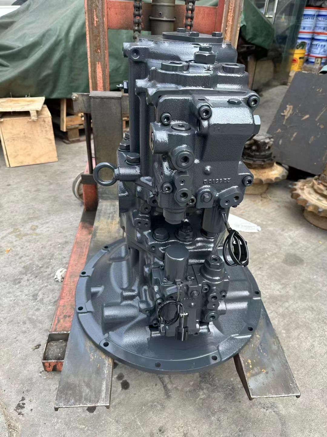 Pompa idraulica originale Komatsu 708-2G-00024 / 11151 Pompa idraulica originale Komatsu 708-2G-00024 / 11151