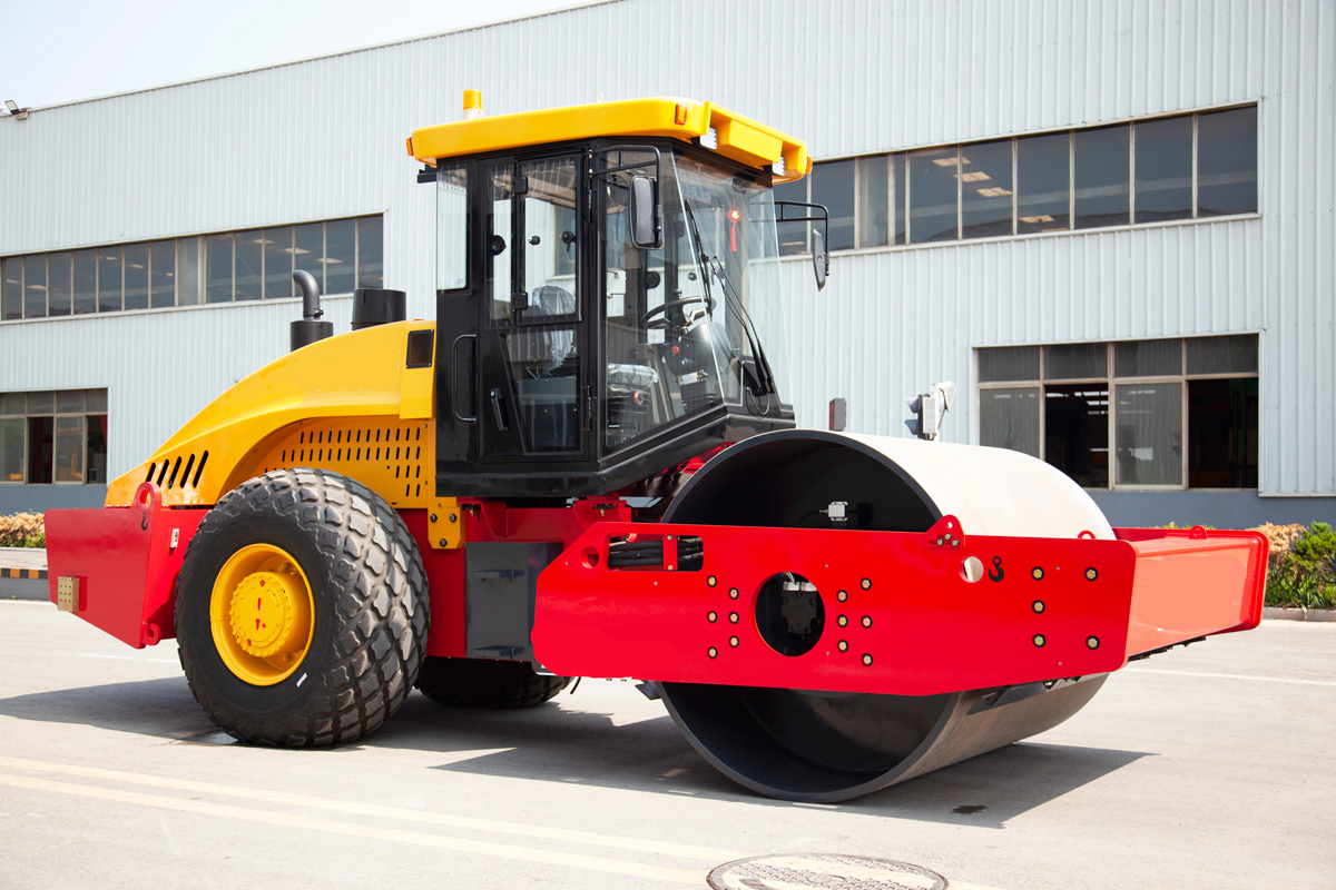 Cilindru vibrator hidraulic cu un singur tambur de 20 de tone Cilindru vibrator hidraulic cu un singur tambur de 20 de tone