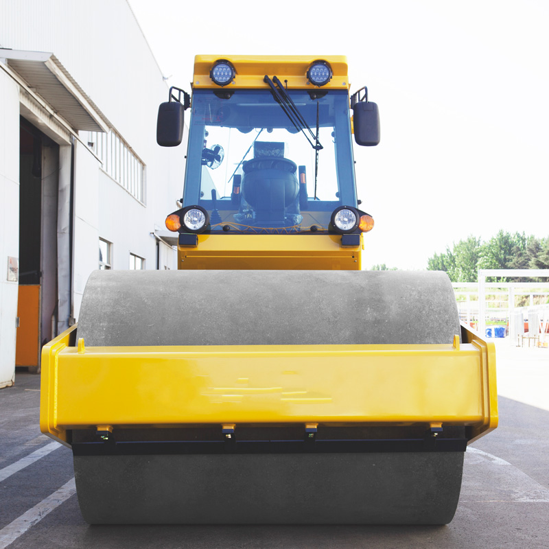 Máy lu rung một trống 12,6 tấn