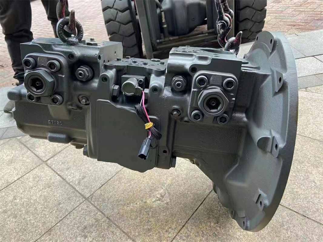 Ansamblu nou de pompă HPV95 pentru PC200-5