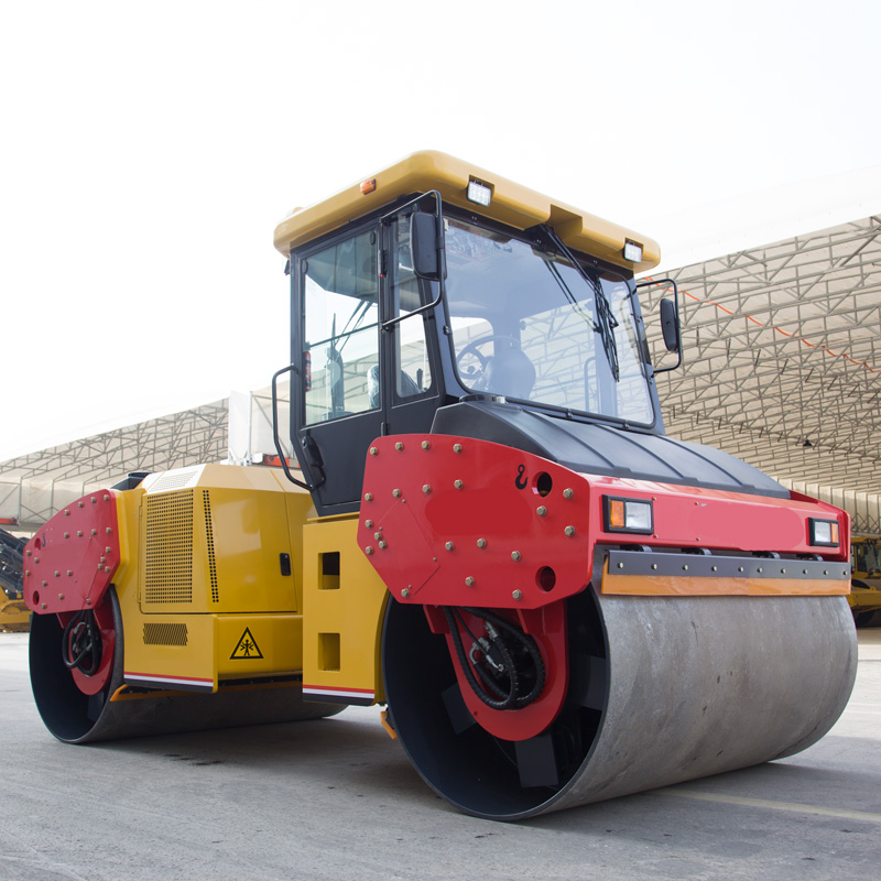 Rolo vibratório tandem de 14 toneladas