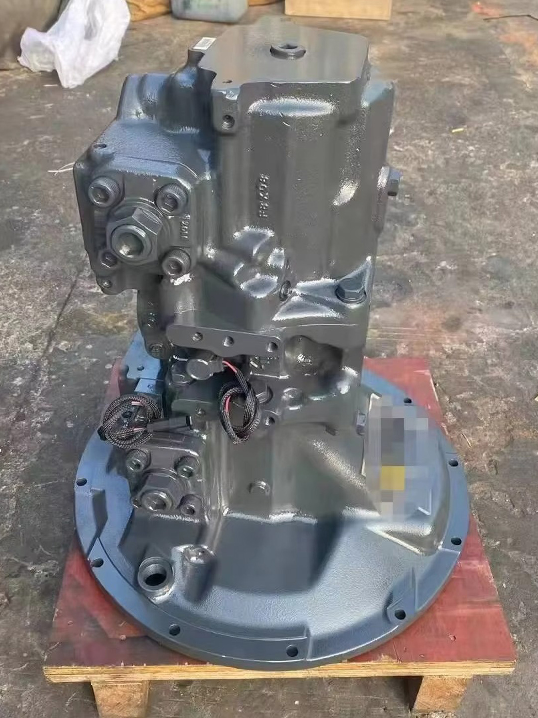 Pompa idraulica originale Komatsu 708-2G-00024 / 11151 Pompa idraulica originale Komatsu 708-2G-00024 / 11151