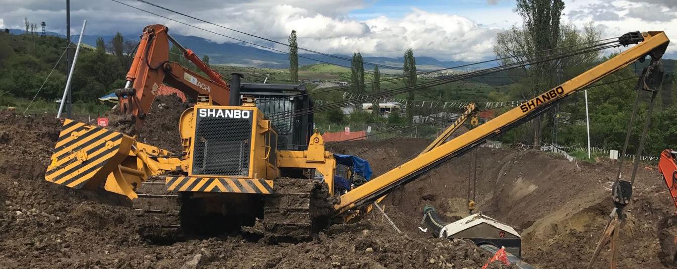 poseur de canalisations