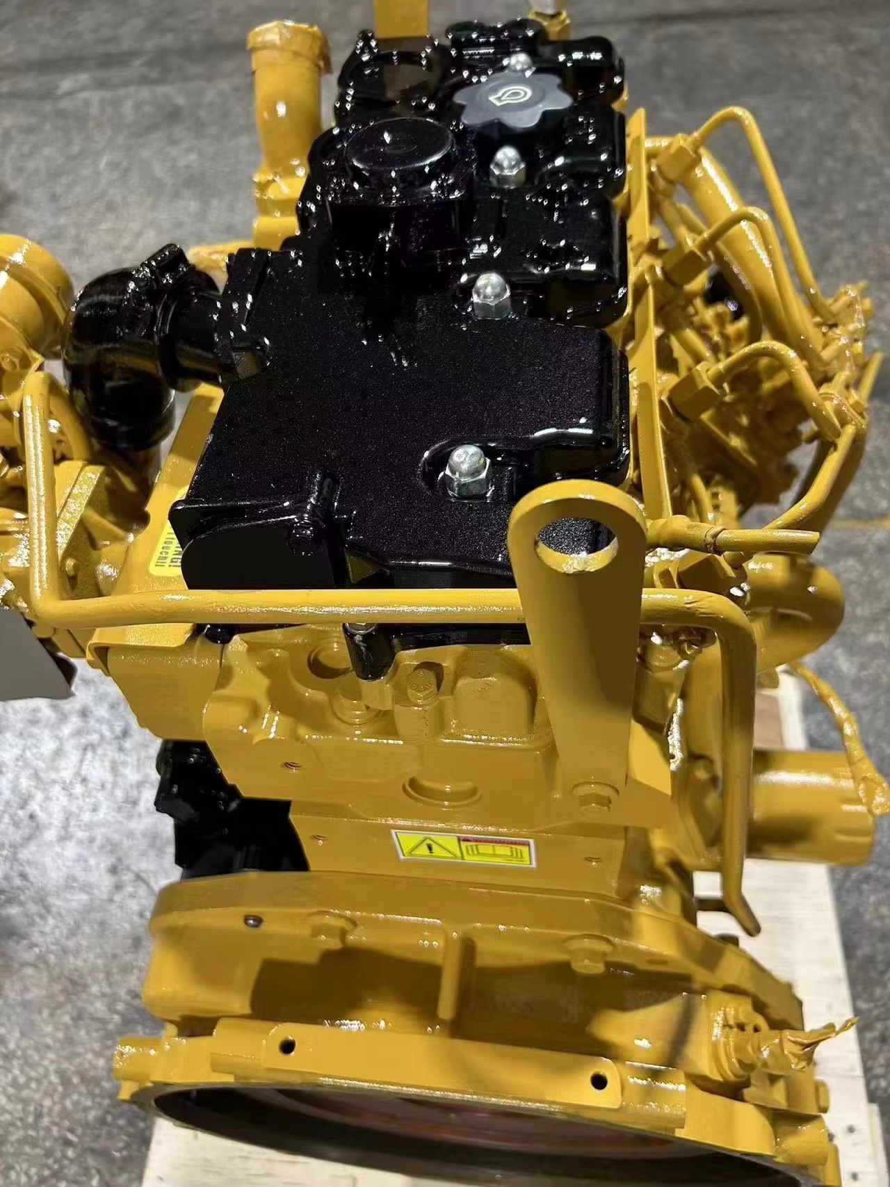 محرك كامل من نوع كاتربيلر C2.2