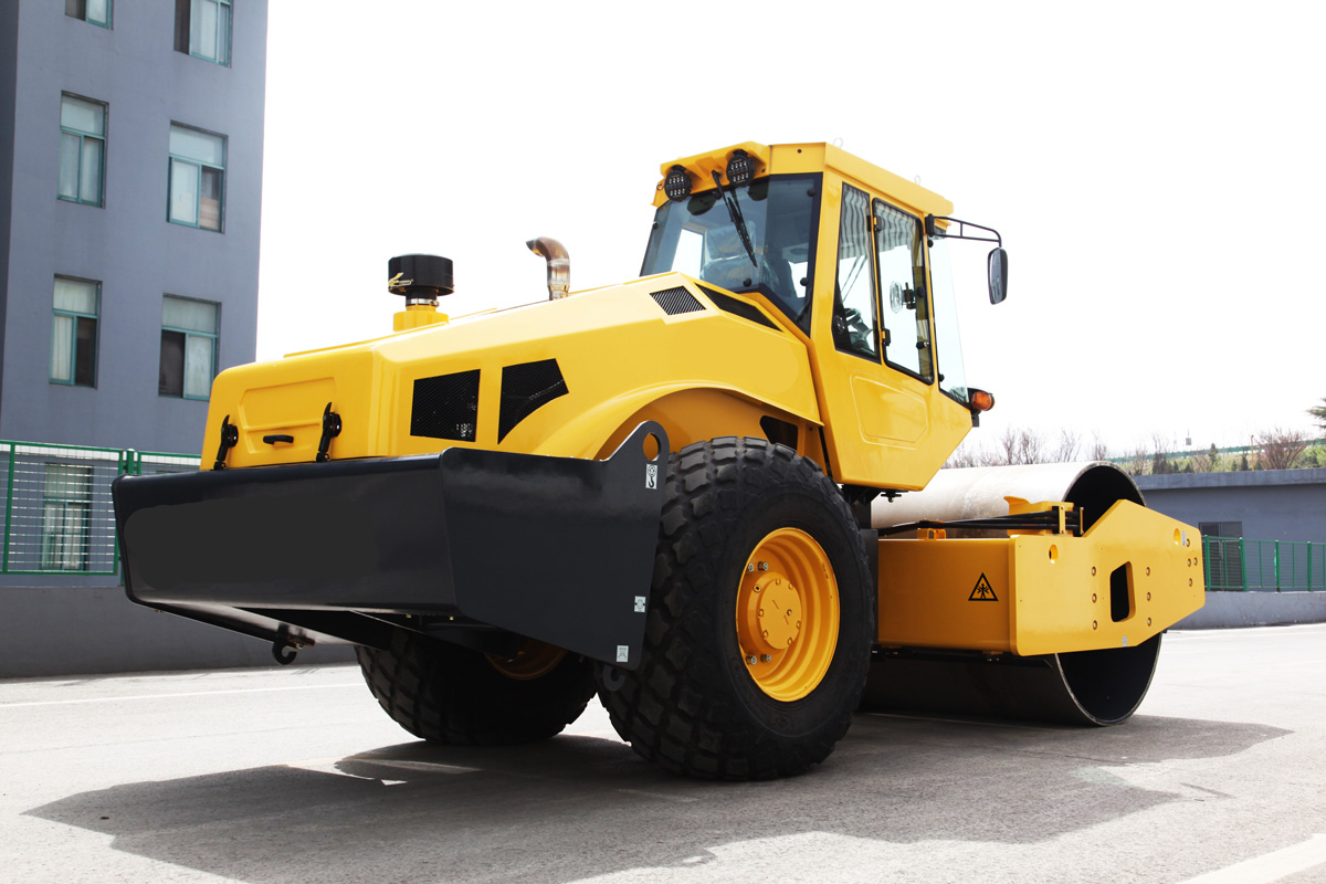 12 Tonluk Tek Tamburlu Silindir