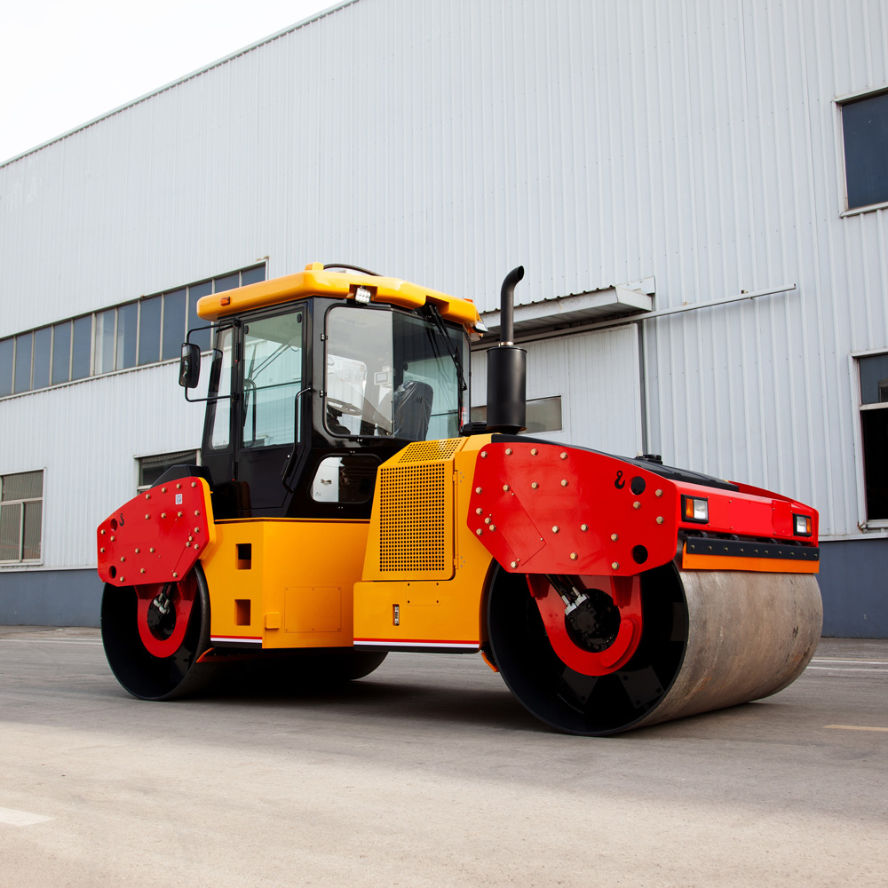 Rolo vibratório tandem de 14 toneladas