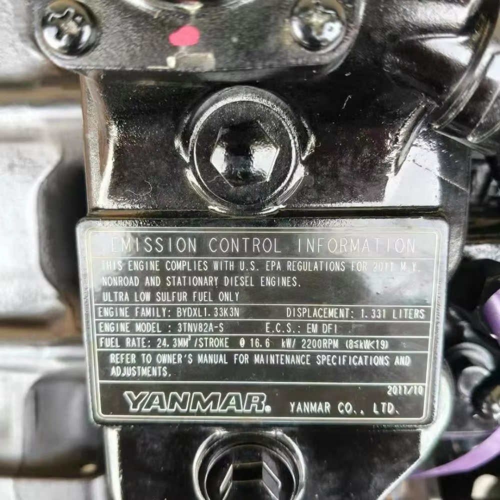 Giá động cơ 3TNV82A