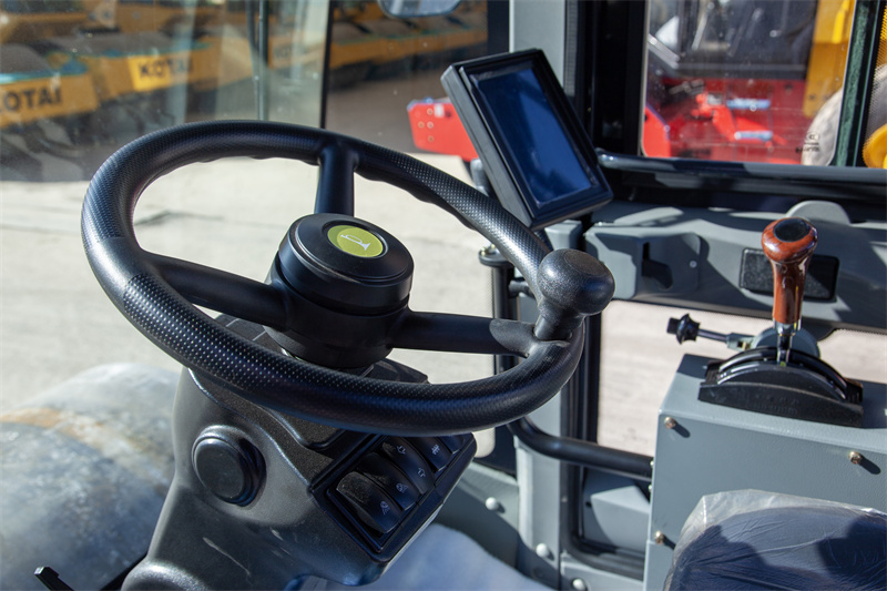 Máy lu trống đơn 10 tấn Máy lu trống đơn 10 tấn